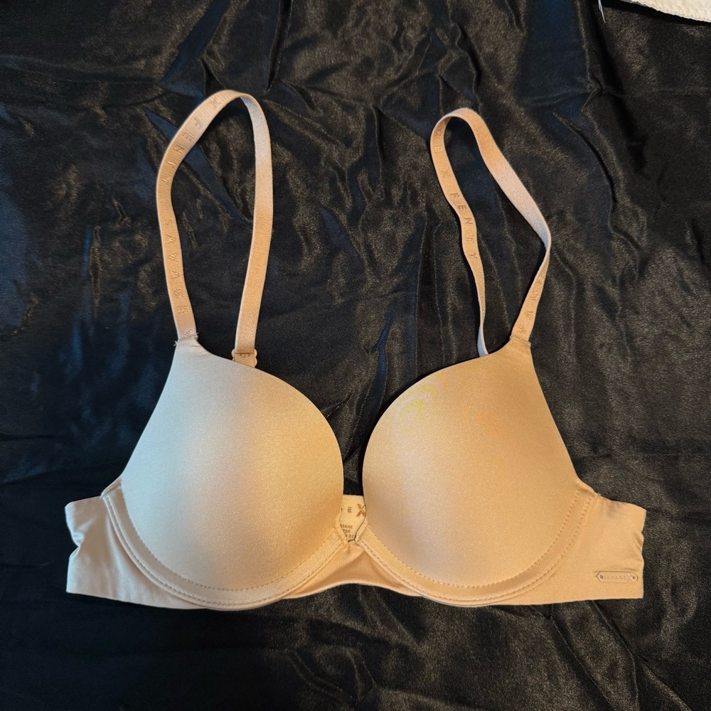 NWOT SAVAGEXFENTY BRA